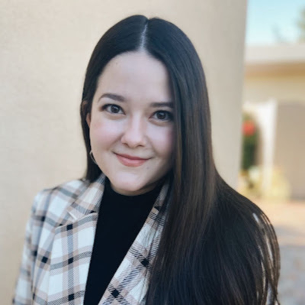 Meet your Posher, Shoshana